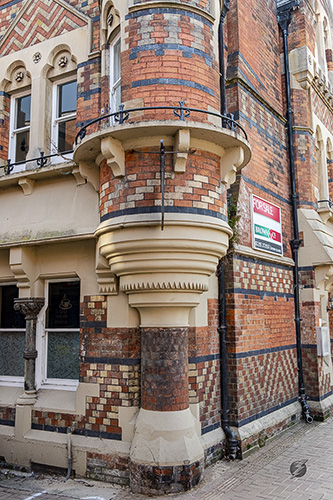 Decorative brickwork